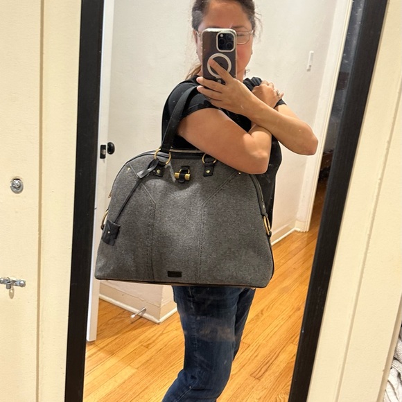 YSL XL Gray Muse Wool Shoulder Bag - Picture 17 of 17